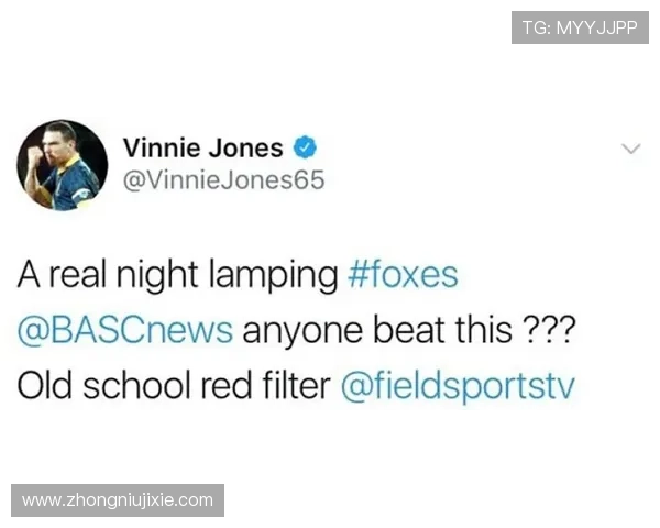 帅哥足球明星现状揭秘与最新动态图片分享