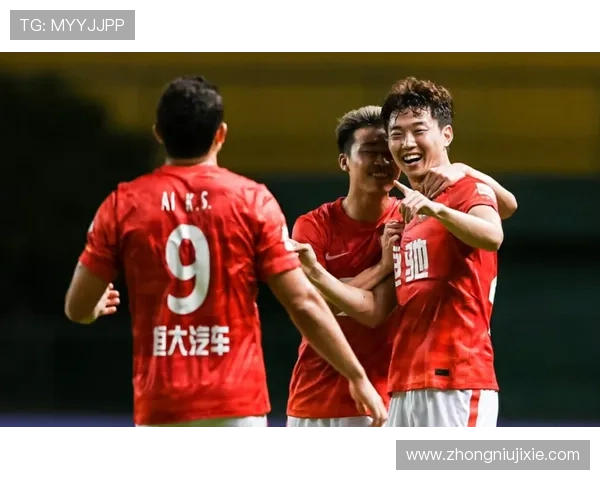 广州足球队在挑战赛中的节奏表现分析与点评探讨